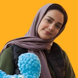 آزاده مویدی فرد