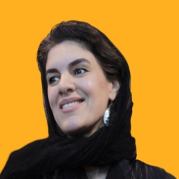 سارا آهنی