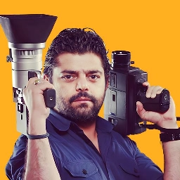شاهد احمدلو